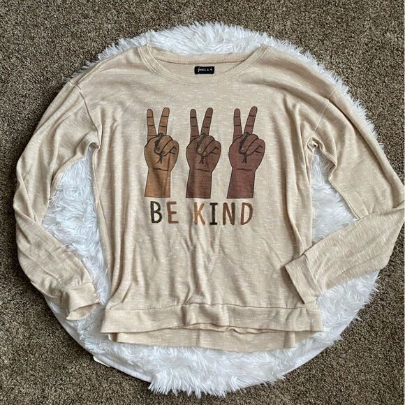 Joei & I Top Be Kind Peace Sign Graphic Lightweight Long Sleeve Tan Womens Small - Picture 1 of 5